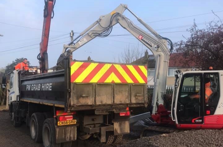 Huddersfield Groundworks Services | Grab Lorry Hire in Huddersfield